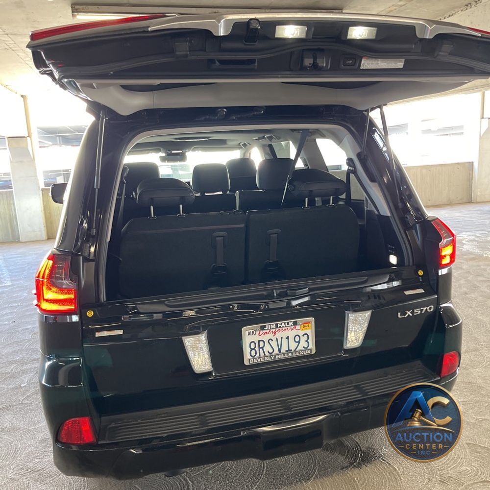 2017 Lexus LX 570 Base