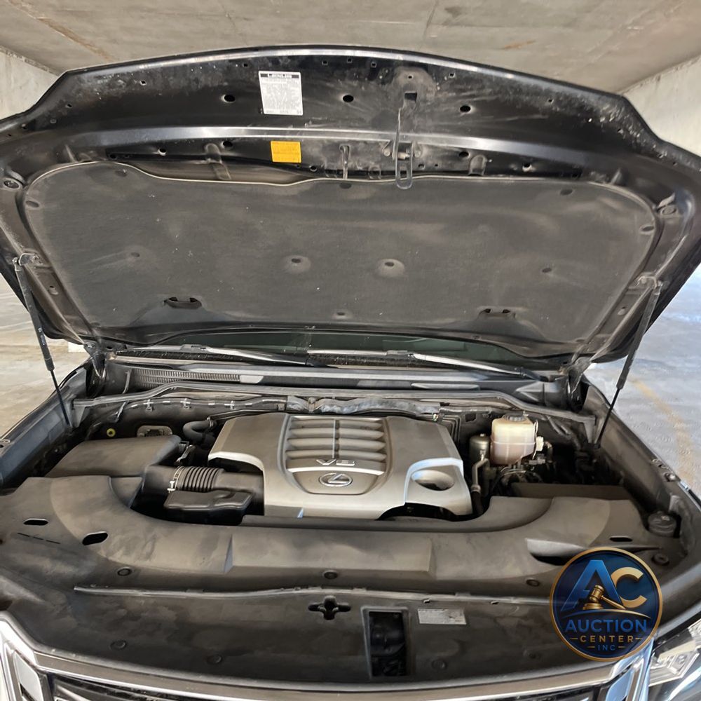 2017 Lexus LX 570 Base