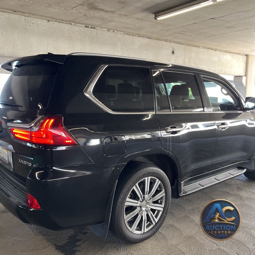 2017 Lexus LX 570 Base