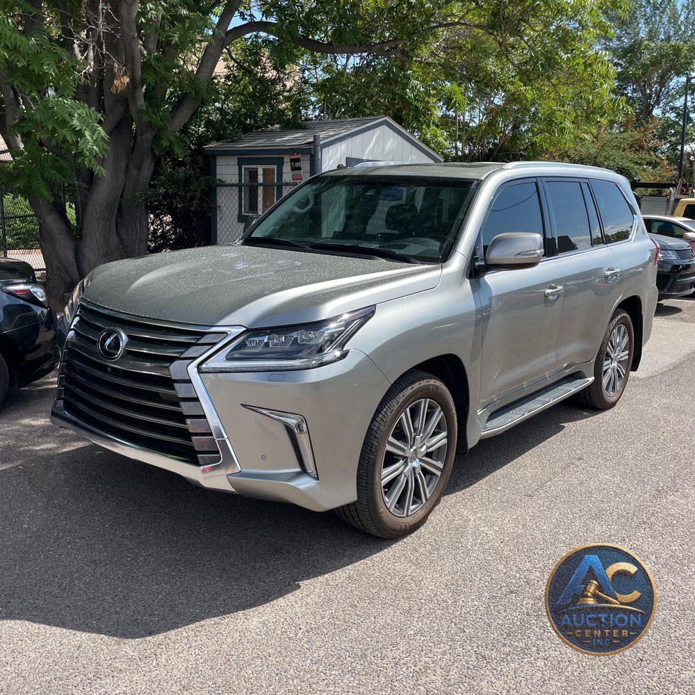 2016 Lexus LX 570 Base