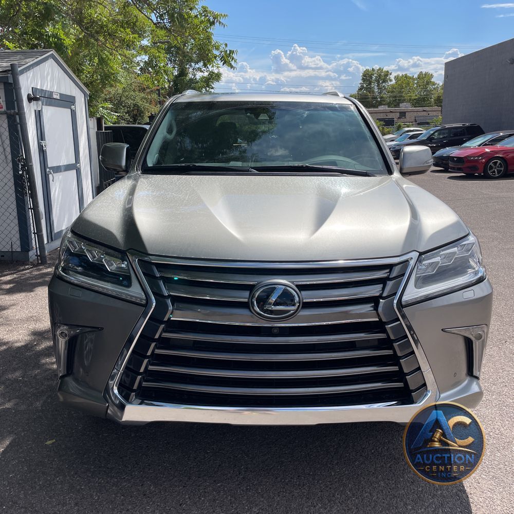 2016 Lexus LX 570 Base