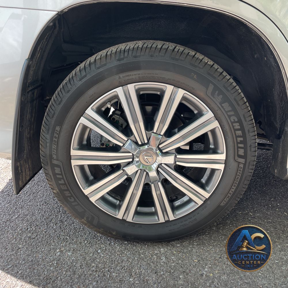 2016 Lexus LX 570 Base