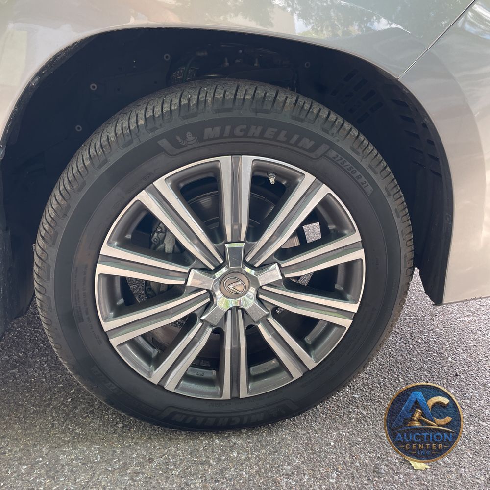 2016 Lexus LX 570 Base