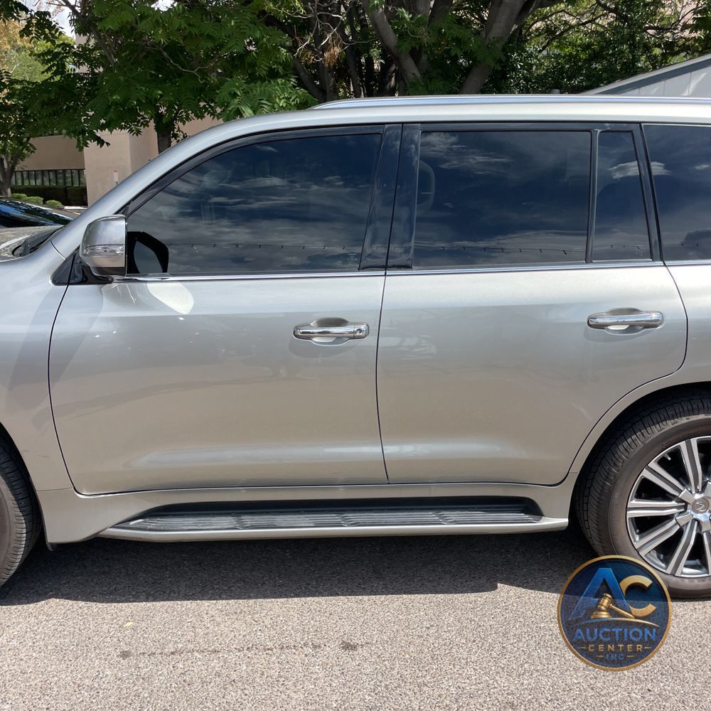 2016 Lexus LX 570 Base