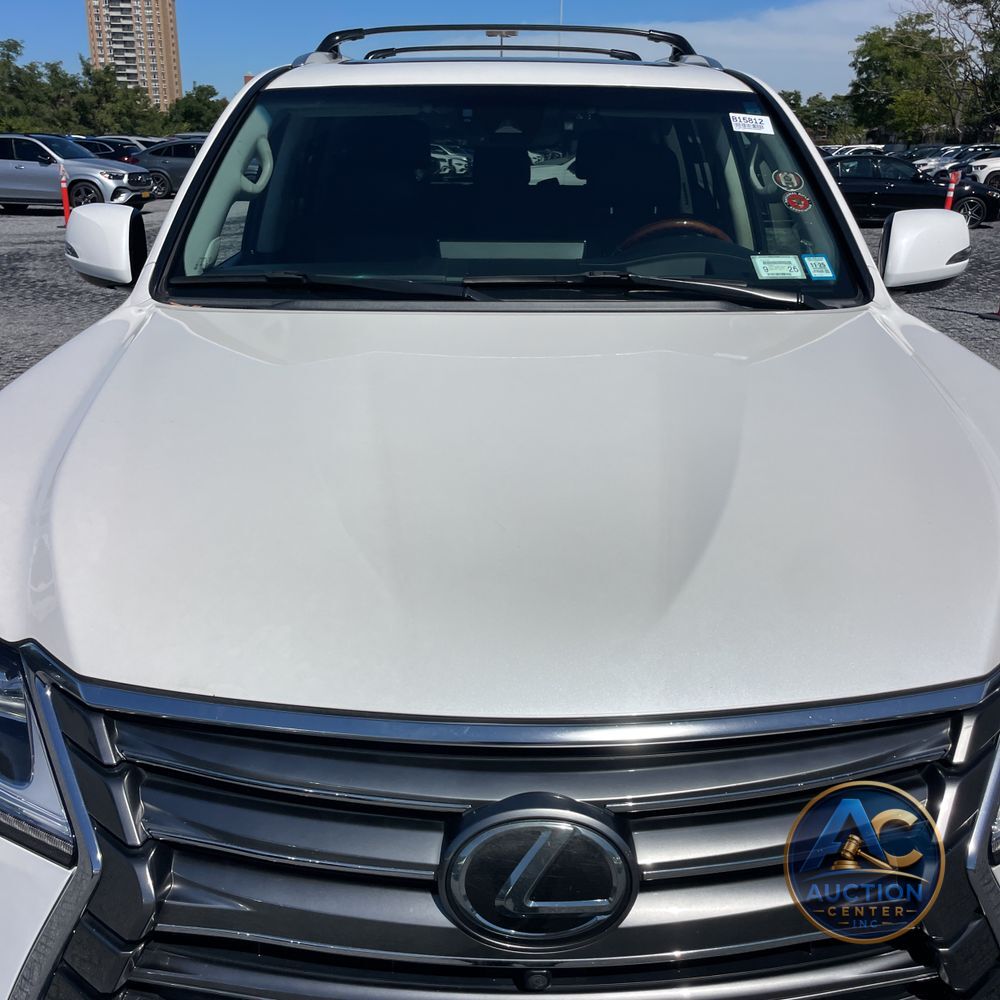 2017 Lexus LX 570 Base