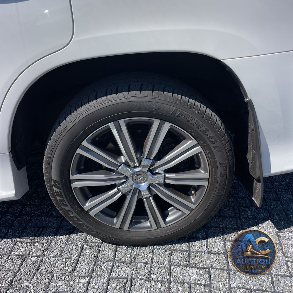 2017 Lexus LX 570 Base
