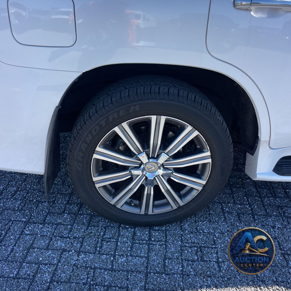 2017 Lexus LX 570 Base