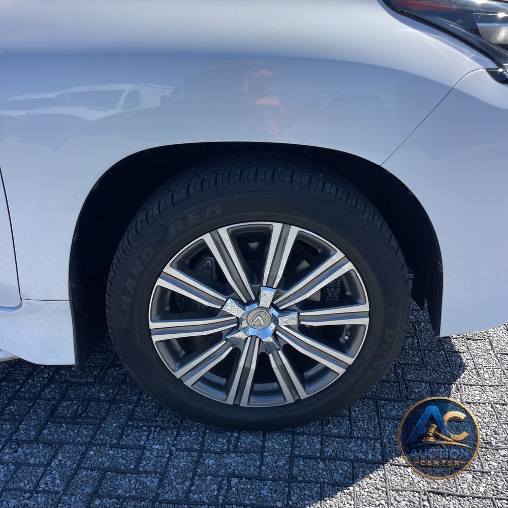 2017 Lexus LX 570 Base