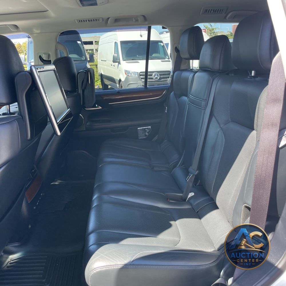 2017 Lexus LX 570 Base