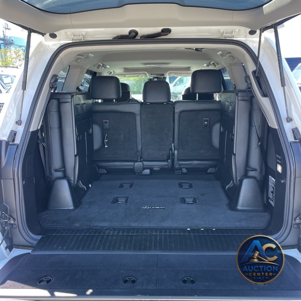 2017 Lexus LX 570 Base