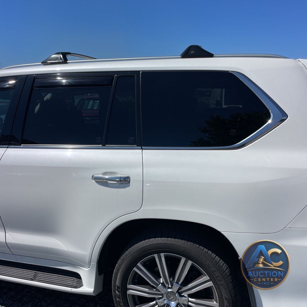 2017 Lexus LX 570 Base