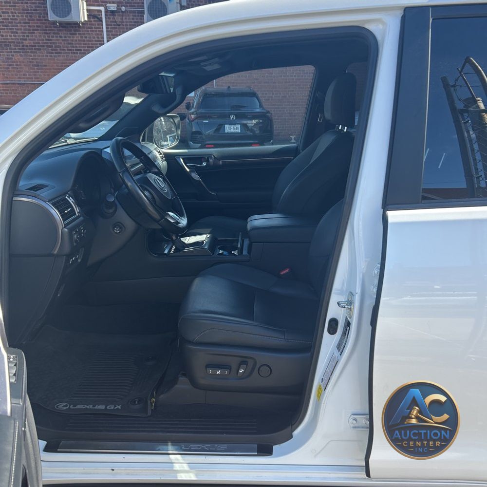 2022 Lexus GX 460 Base