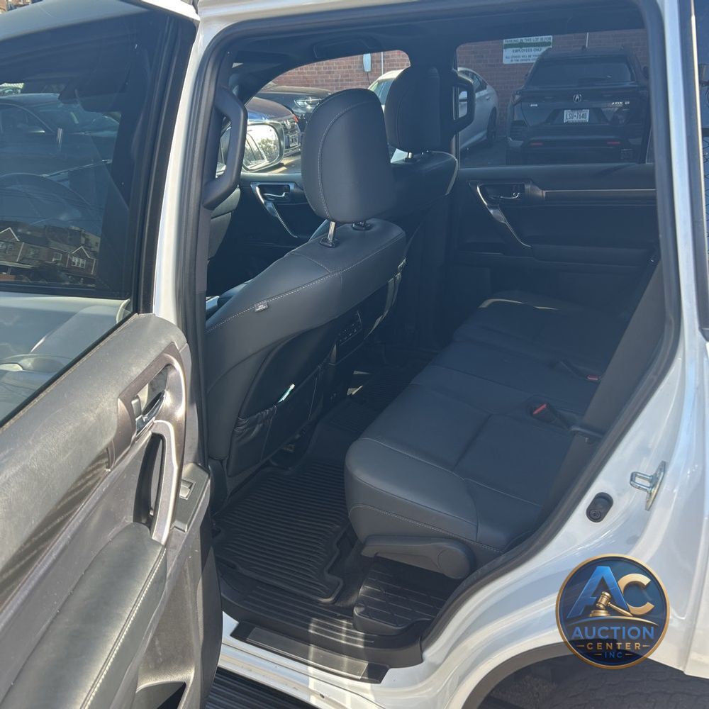 2022 Lexus GX 460 Base