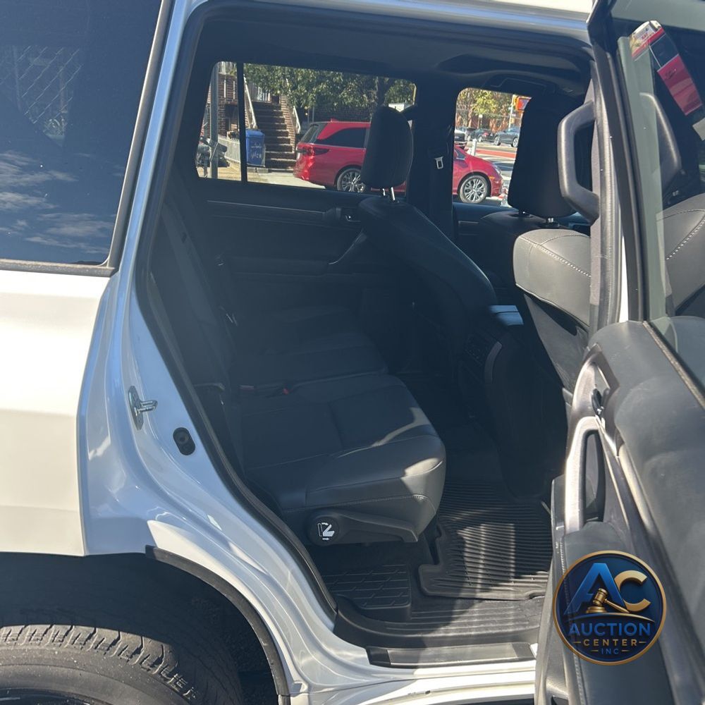 2022 Lexus GX 460 Base