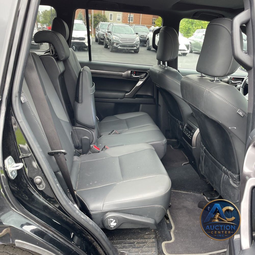 2022 Lexus GX 460 Base