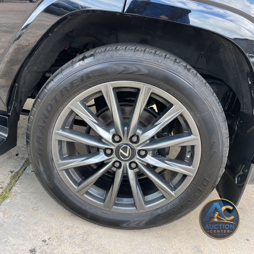 2024 Lexus LX 600 F SPORT Handling