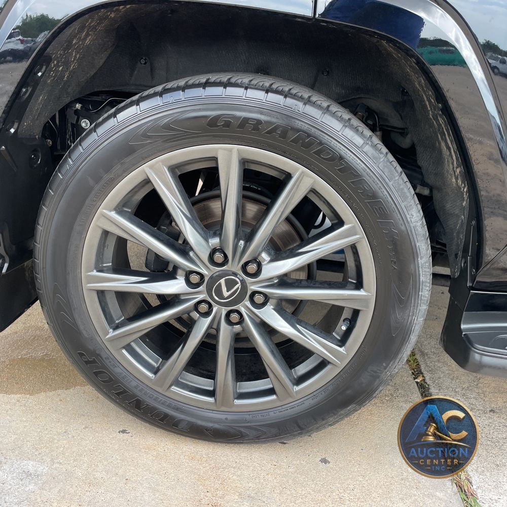 2024 Lexus LX 600 F SPORT Handling