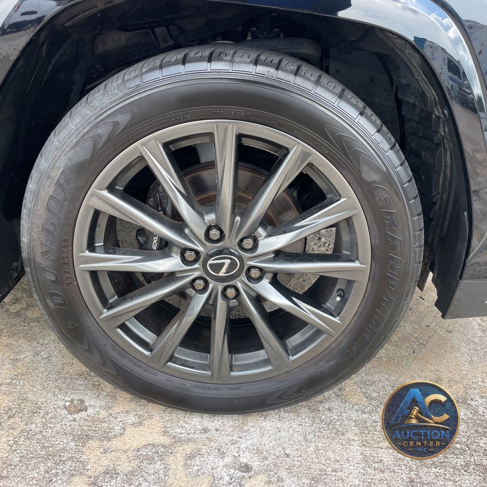 2024 Lexus LX 600 F SPORT Handling