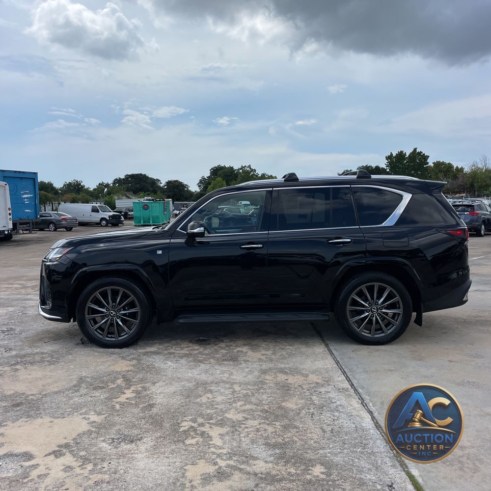 2024 Lexus LX 600 F SPORT Handling