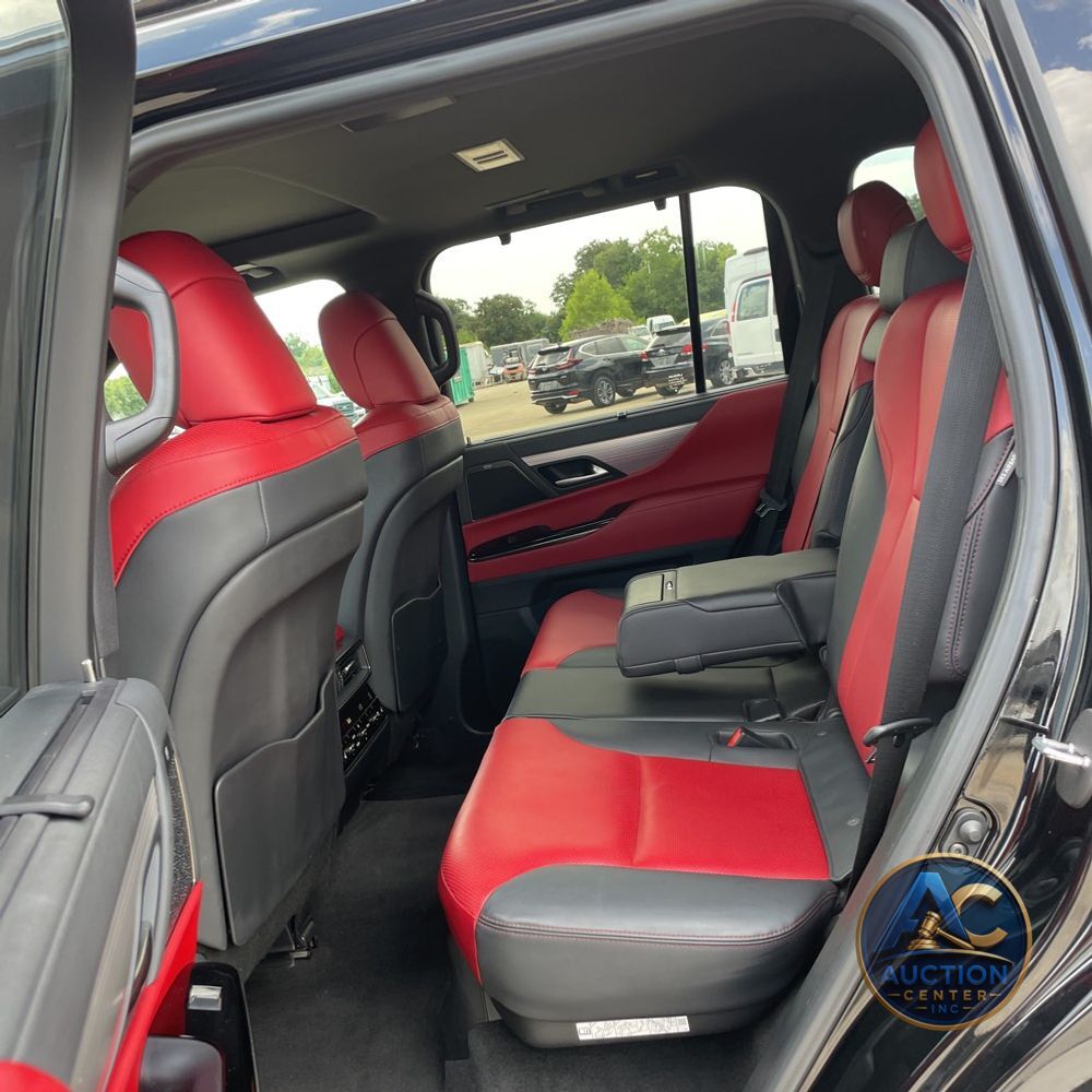 2024 Lexus LX 600 F SPORT Handling