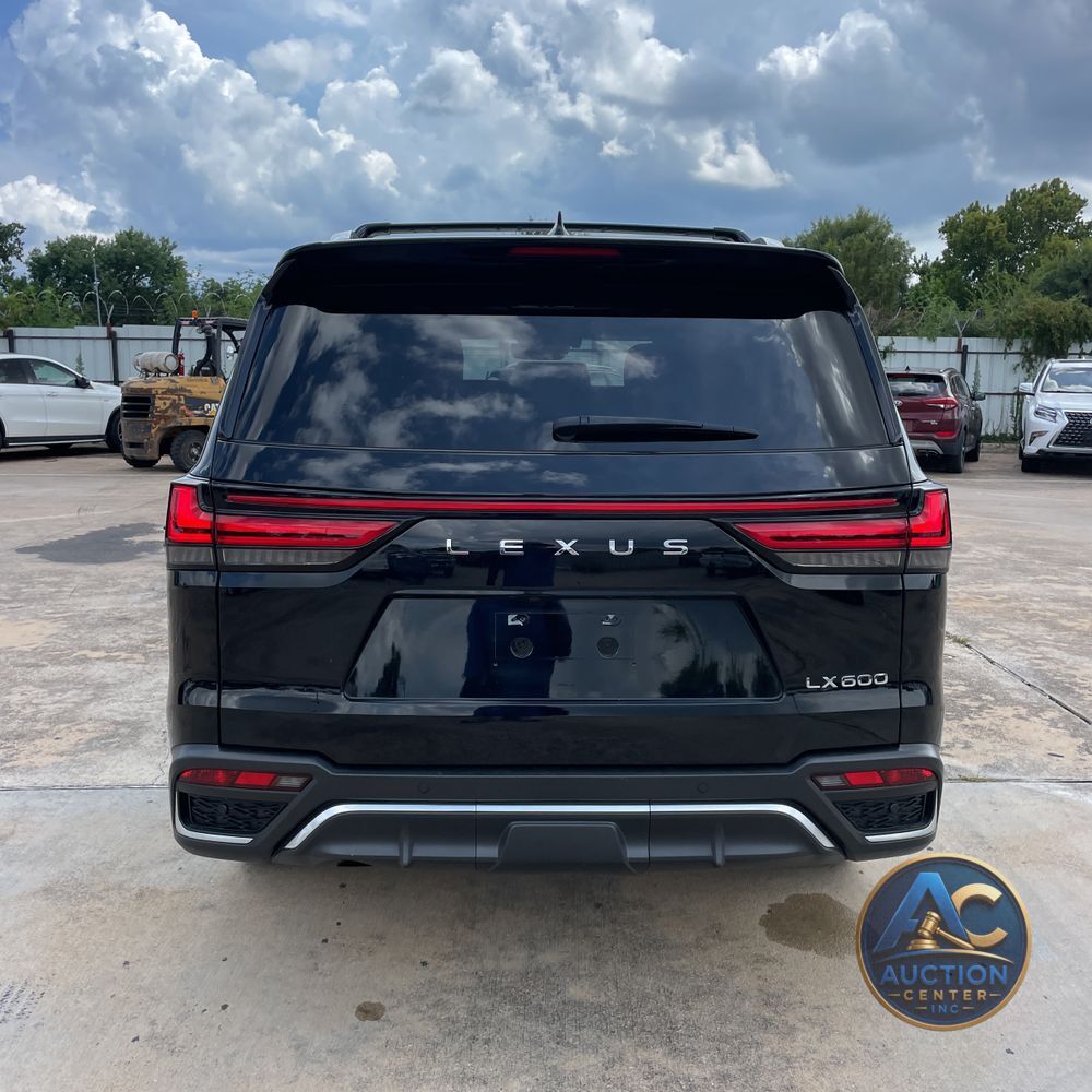 2024 Lexus LX 600 F SPORT Handling