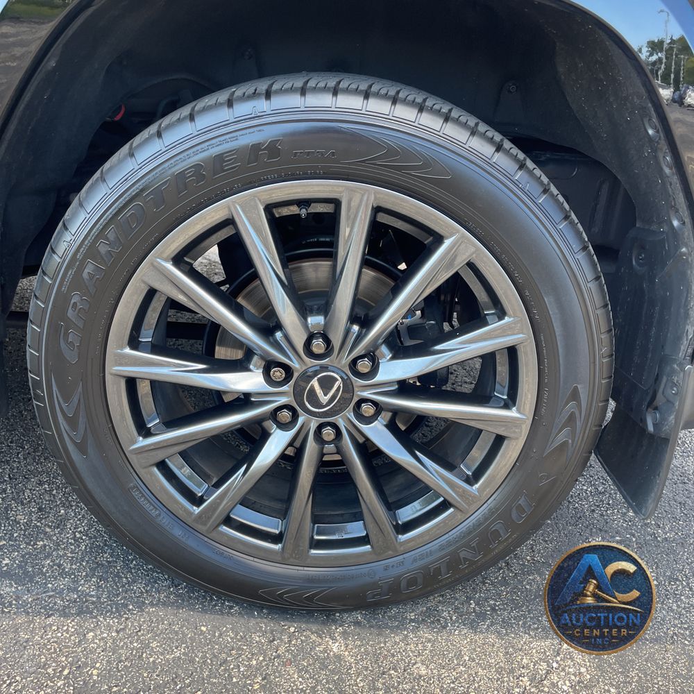 2024 Lexus LX 600 F SPORT Handling