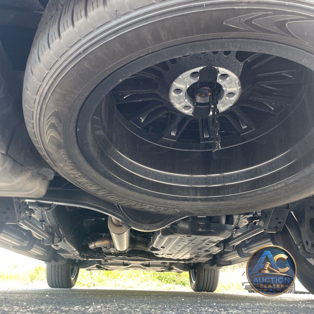 2024 Lexus LX 600 F SPORT Handling