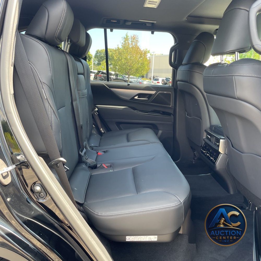 2024 Lexus LX 600 F SPORT Handling