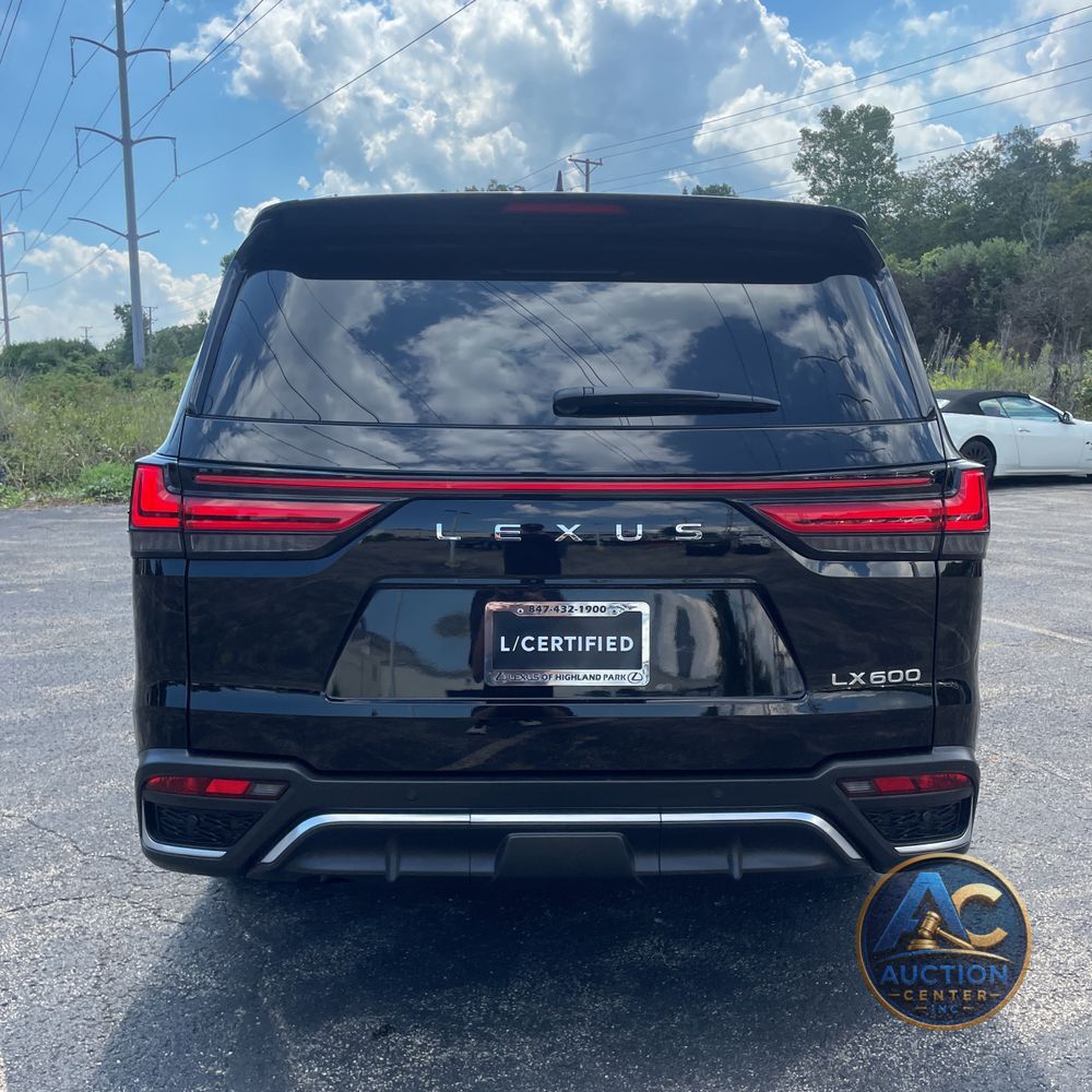 2024 Lexus LX 600 F SPORT Handling