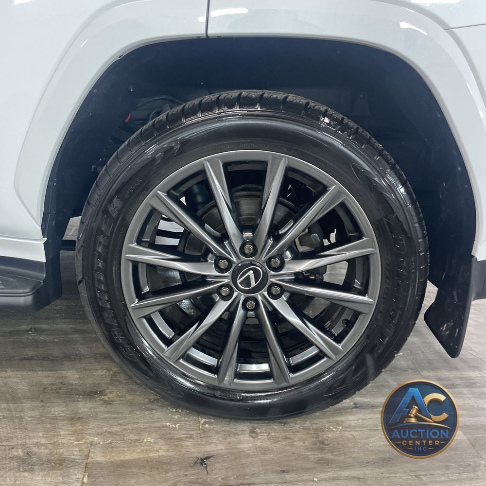2024 Lexus LX 600 F SPORT Handling