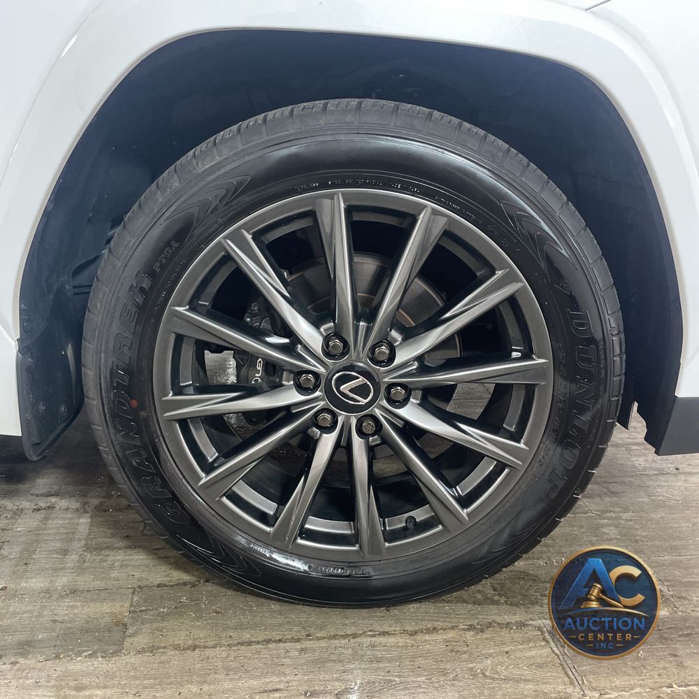 2024 Lexus LX 600 F SPORT Handling
