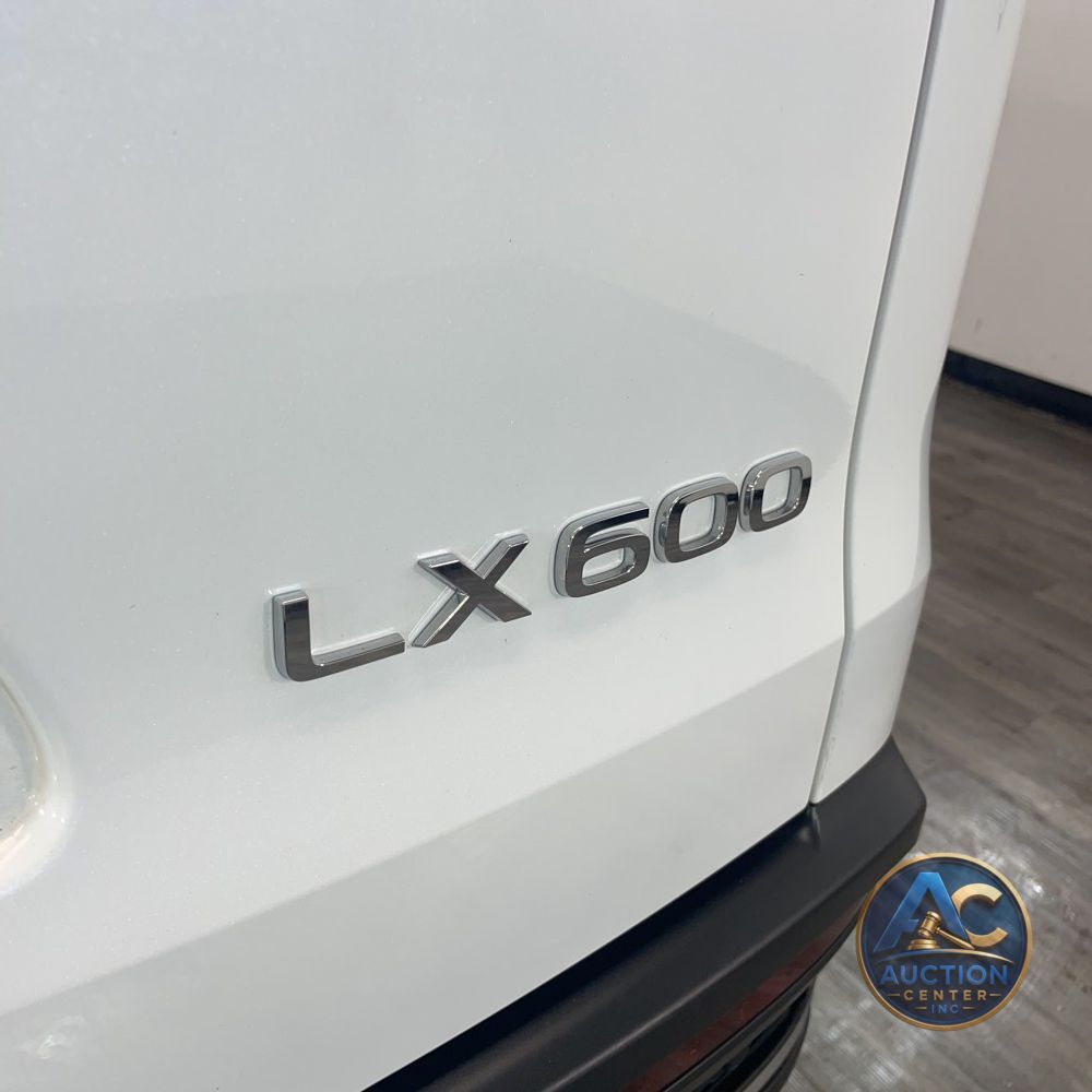 2024 Lexus LX 600 F SPORT Handling