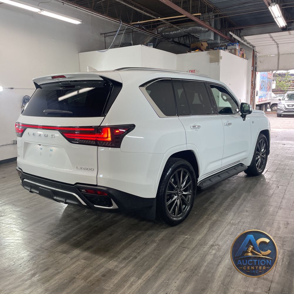 2024 Lexus LX 600 F SPORT Handling