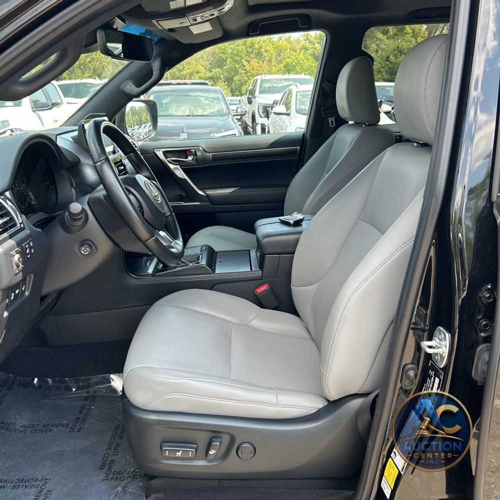 2023 Lexus GX 460 Base