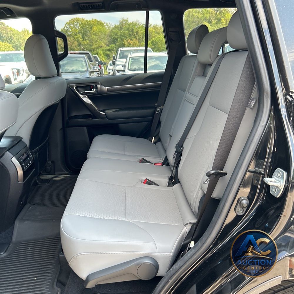 2023 Lexus GX 460 Base