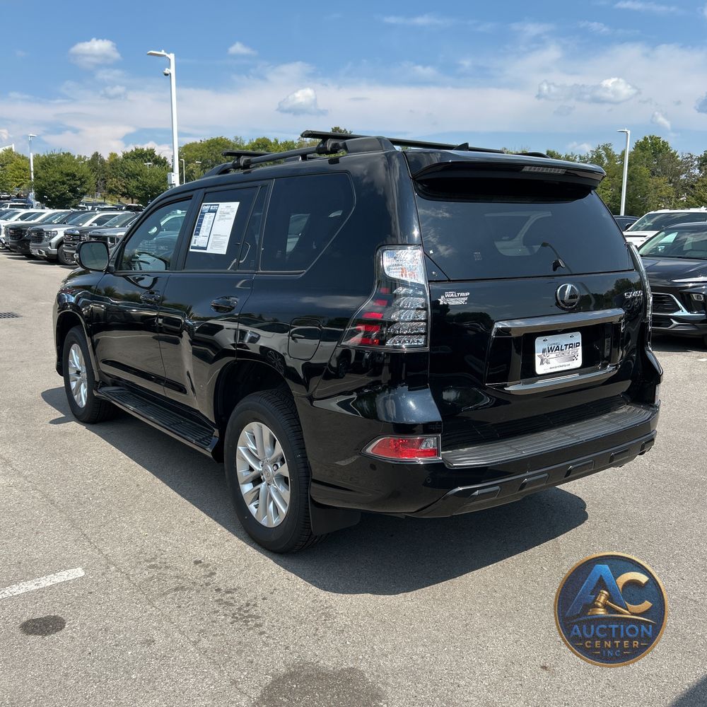 2023 Lexus GX 460 Base