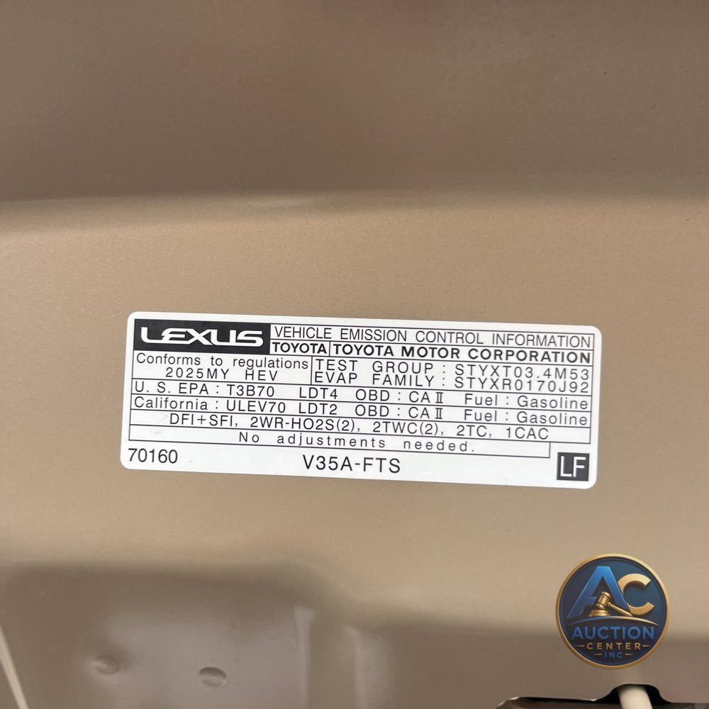 2025 Lexus LX 700h Overtrail