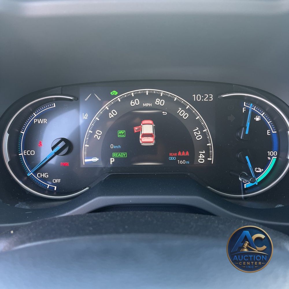 2025 Toyota RAV4 Plug-in Hybrid SE
