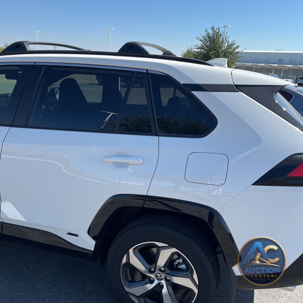 2025 Toyota RAV4 Plug-in Hybrid SE