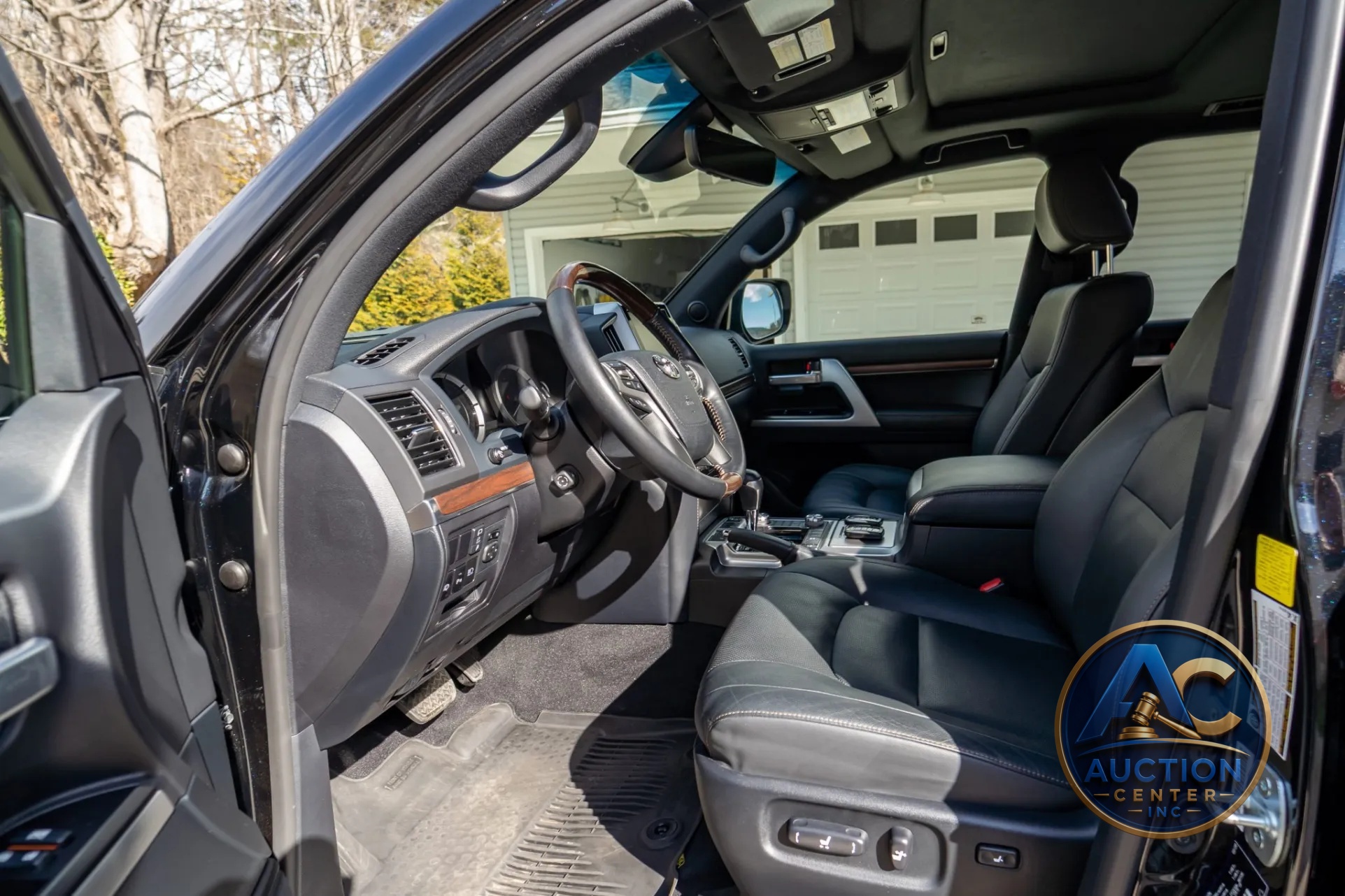 2020 Toyota Land Cruiser Heritage Edition