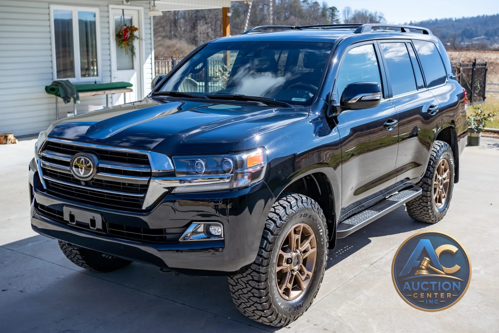 2020 Toyota Land Cruiser Heritage Edition