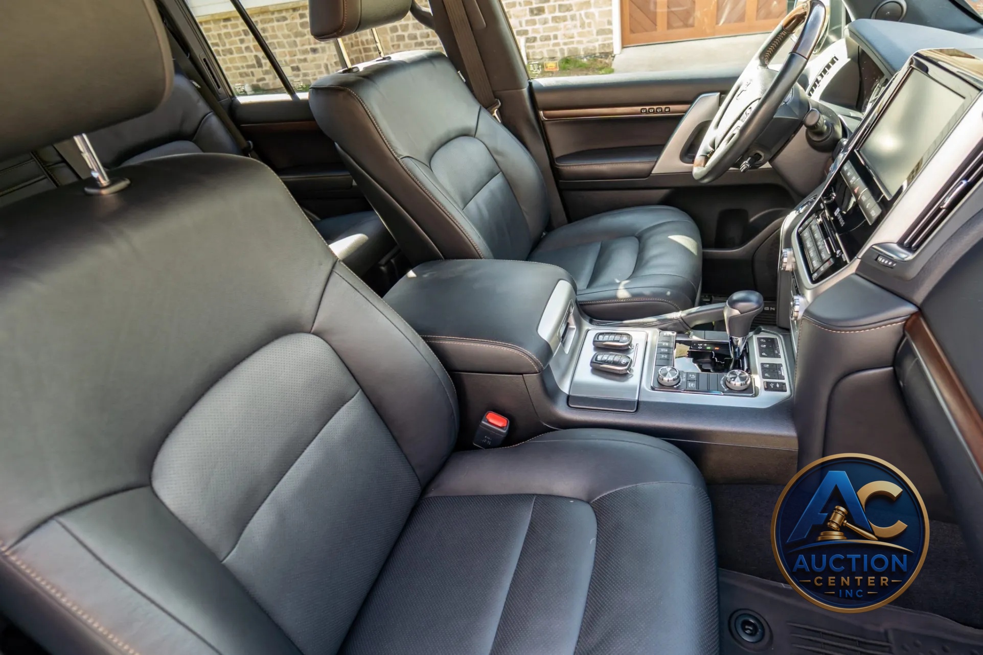2020 Toyota Land Cruiser Heritage Edition