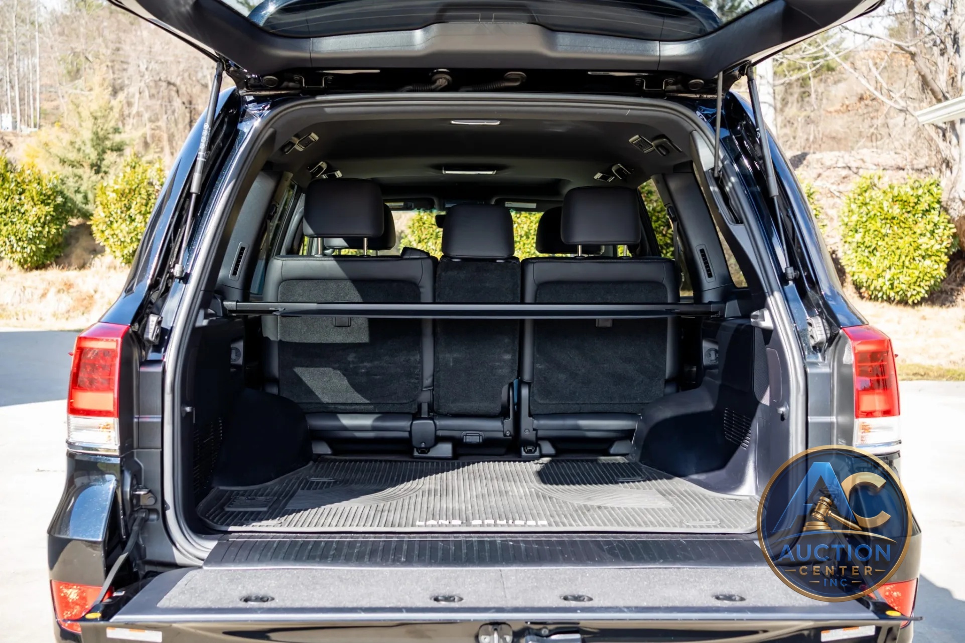 2020 Toyota Land Cruiser Heritage Edition
