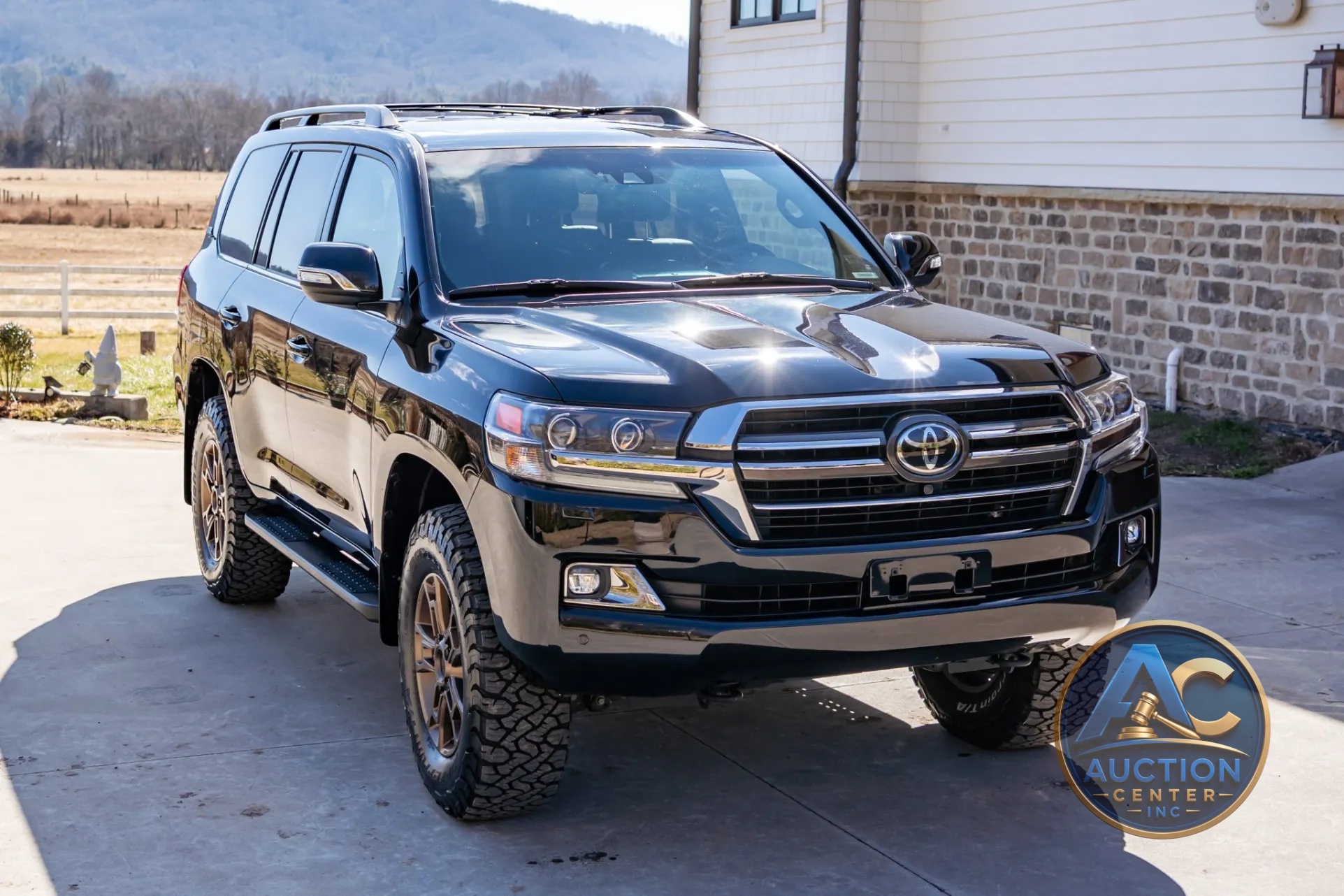2020 Toyota Land Cruiser Heritage Edition