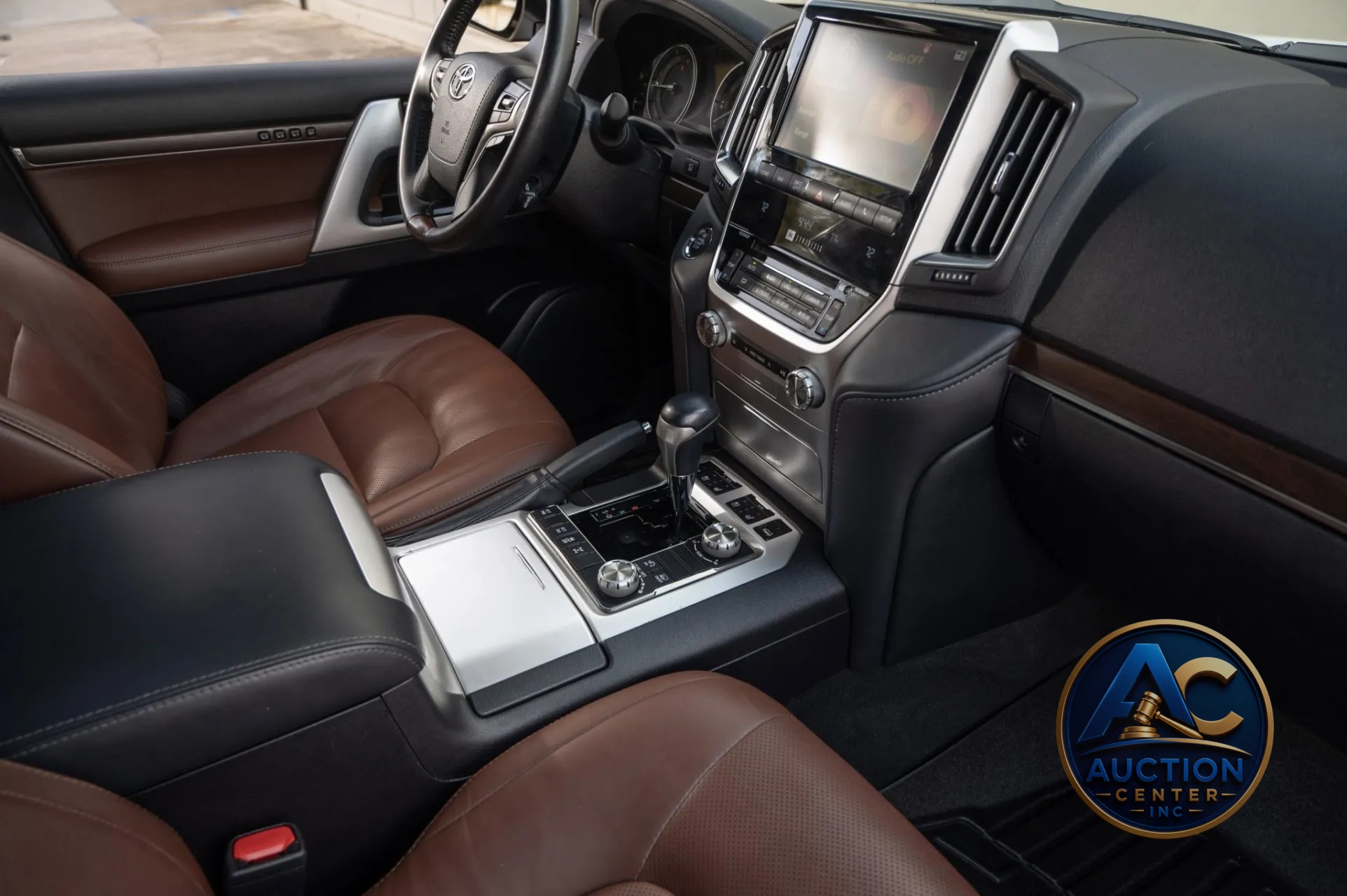 2019 Toyota Land Cruiser URJ200