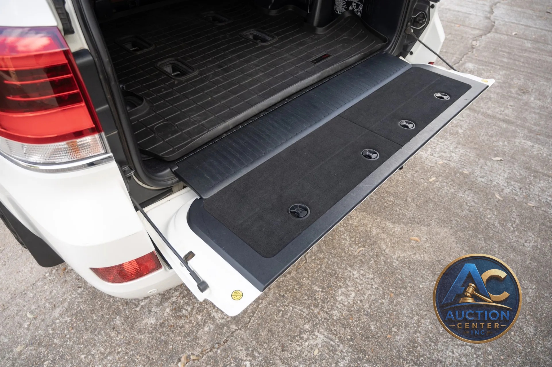 2019 Toyota Land Cruiser URJ200
