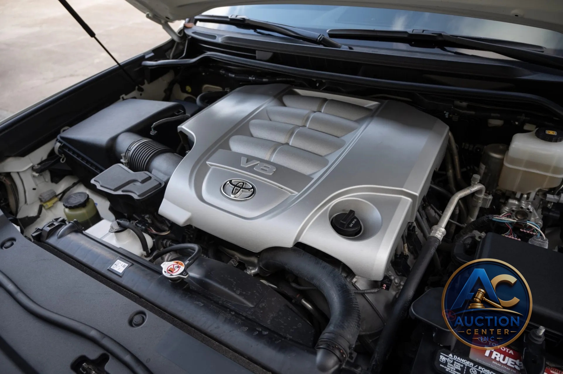 2019 Toyota Land Cruiser URJ200