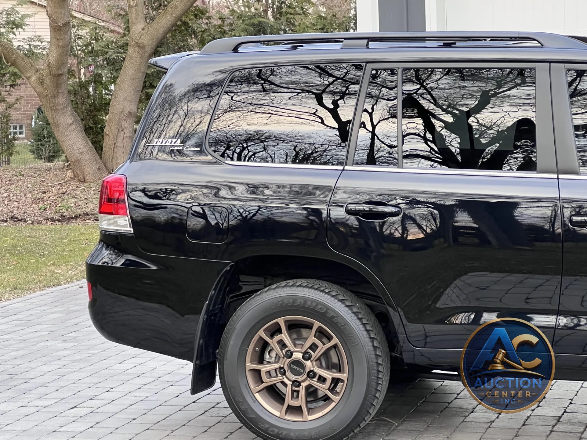 2021 Toyota Land Cruiser Heritage Edition