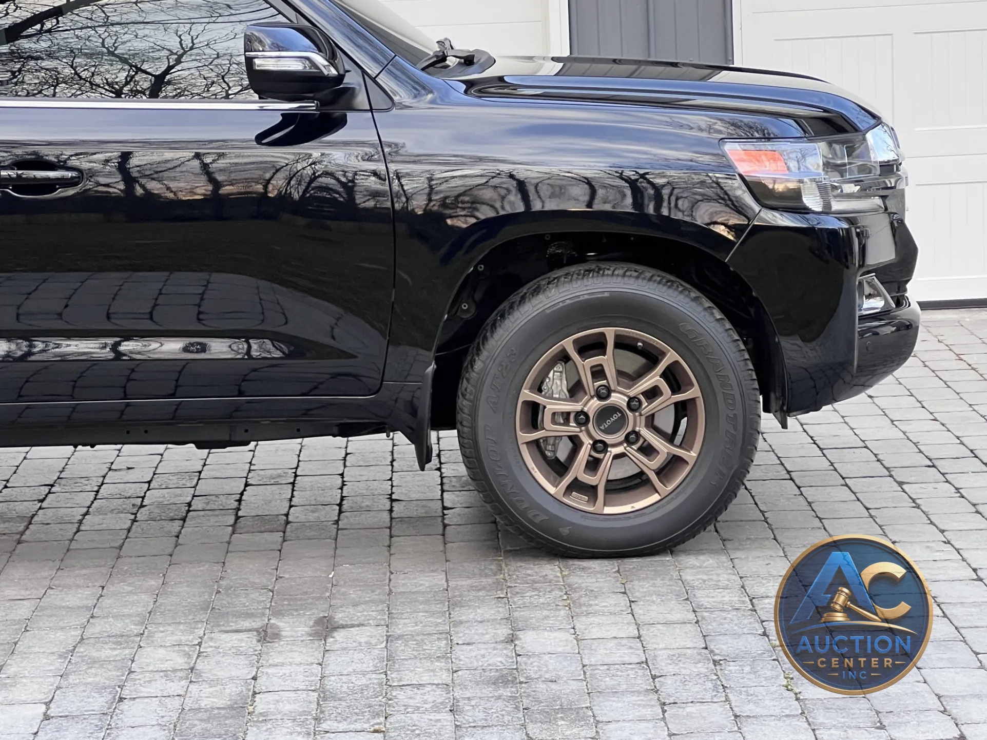 2021 Toyota Land Cruiser Heritage Edition