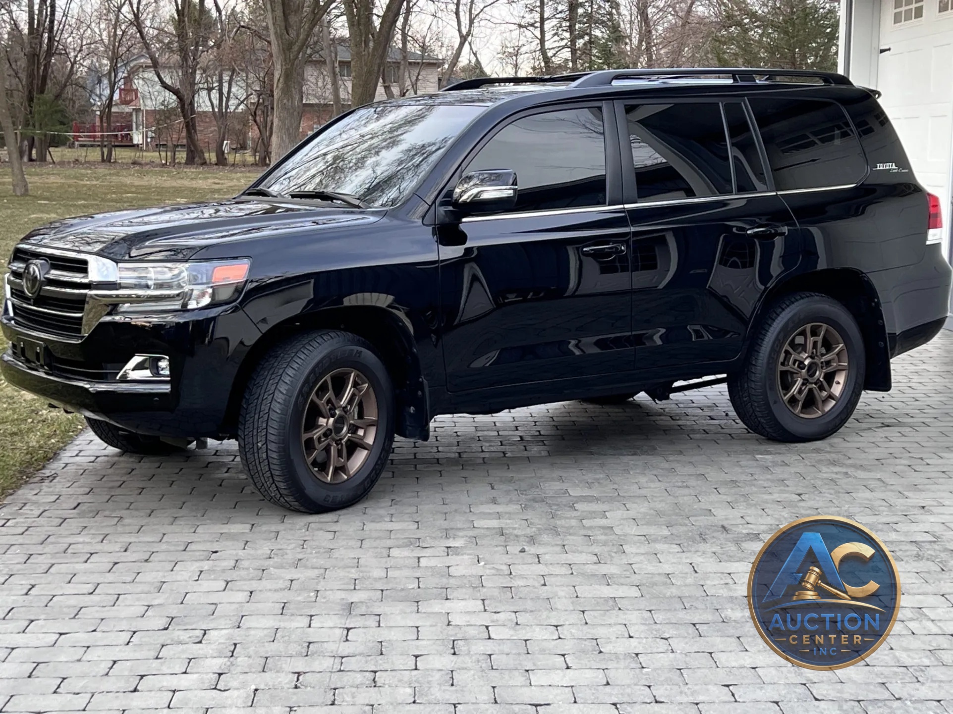 2021 Toyota Land Cruiser Heritage Edition